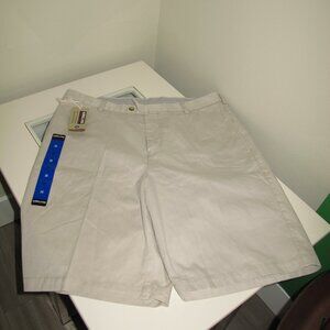 Kirkland Signature Men's Soft Pima Cotton Washed Twill Shorts, Stone, New W/Tag